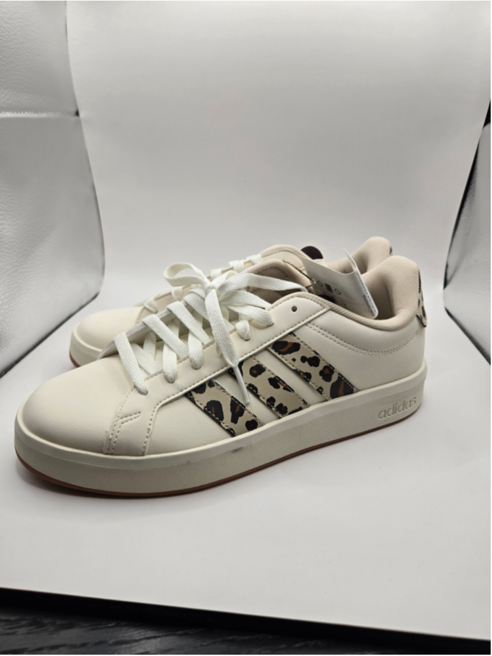 Girls Adidas Grand Court 3.0 Sneakers White Brown Leopard Size 7